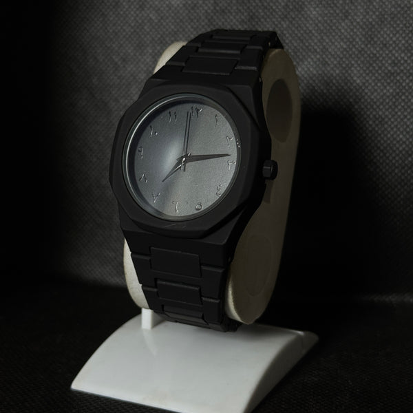 BLACK ARABIC AURA WATCH